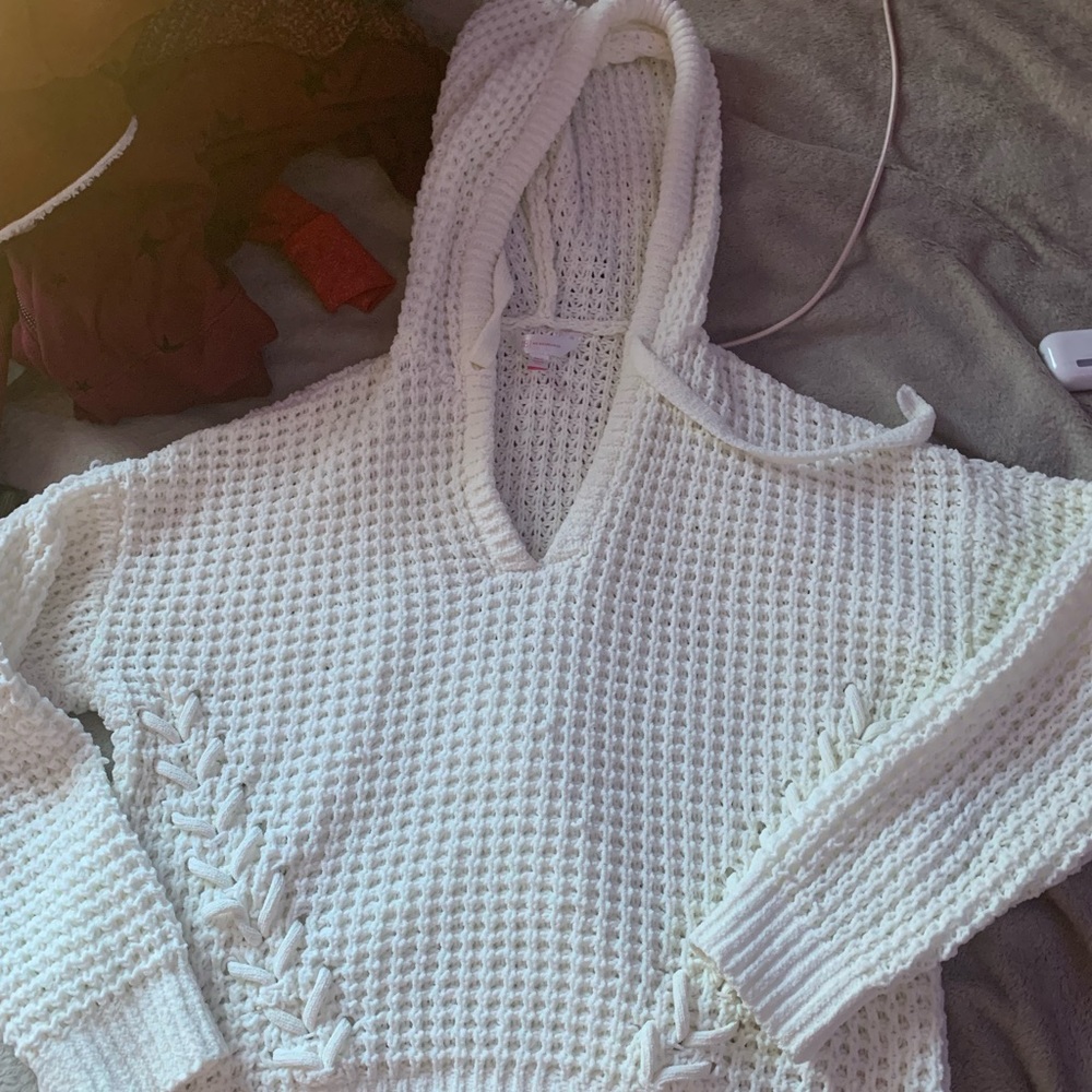 knitted cropped hoodie